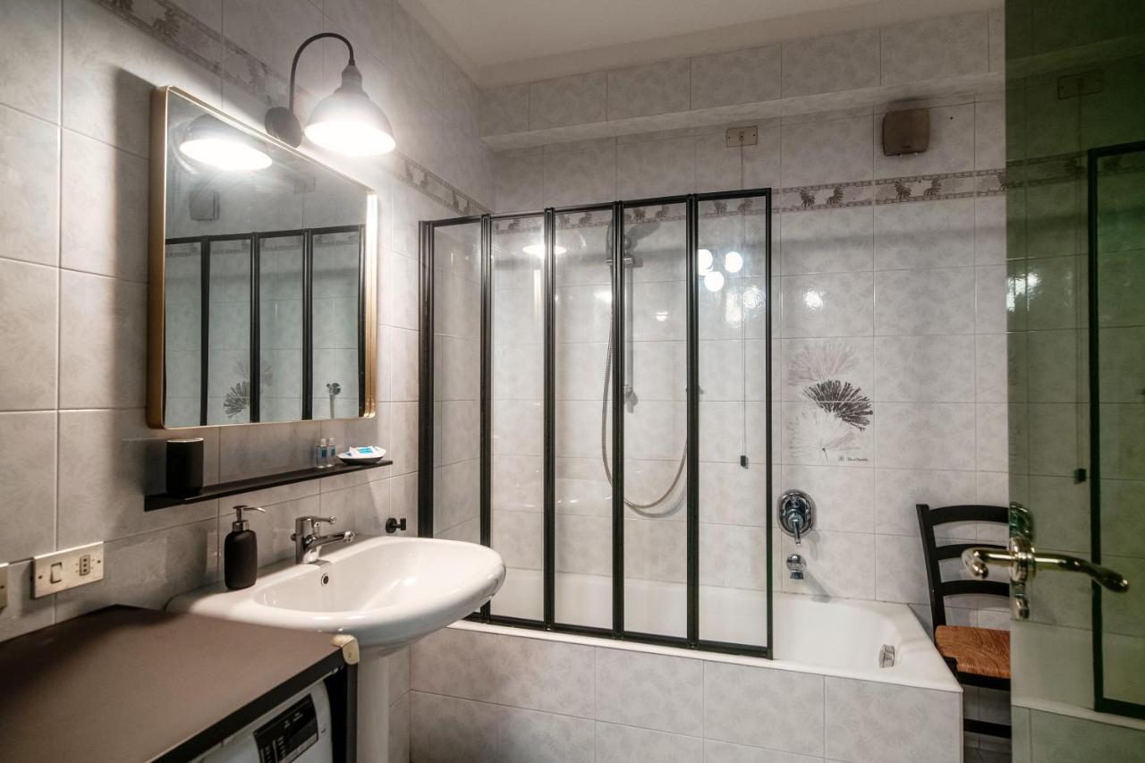 Home N 5 By Quokka 360 - Vintage-Soul Flat On Como Cathedral 외부 사진